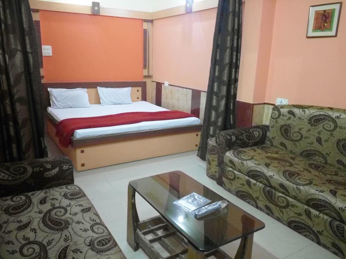 Hotel Palash Ratlām Kültér fotó